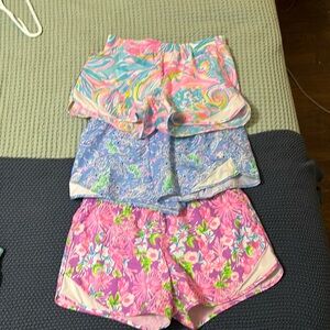 💞Lilly Pulitzer💞 Luxletic💞 bundle of 3 pairs of XS shorts💞